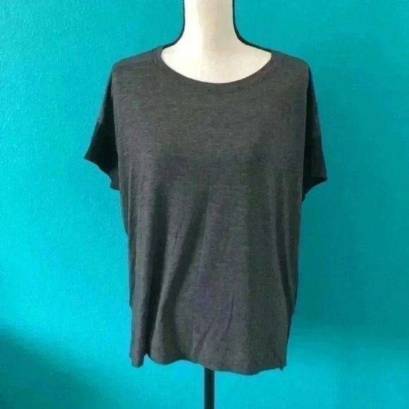 ⭐️ Champion athletic grey and black tee shirt in size medium - Picture 1 of 3